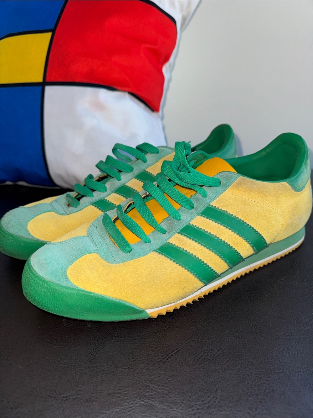 MAKE OFFER! adidas Green Yellow Suede Men's Sneakers shoes Men's 9.5US